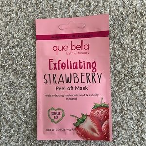 Que Bella exfoliating strawberry peel off mask